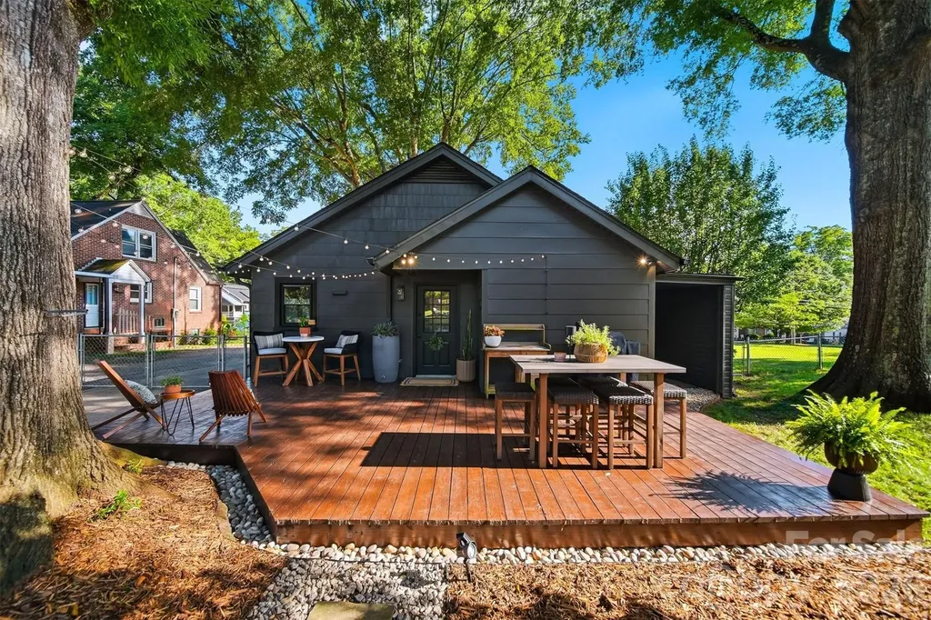 504 W 6th Street Newton NC 28658