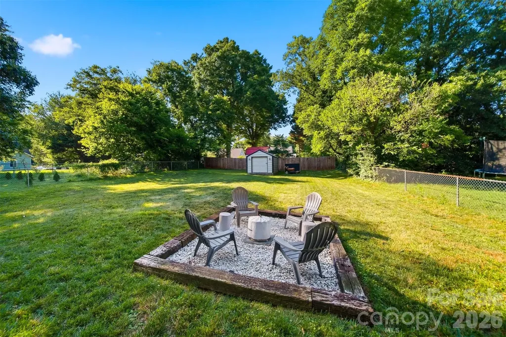 504 W 6th Street Newton NC 28658