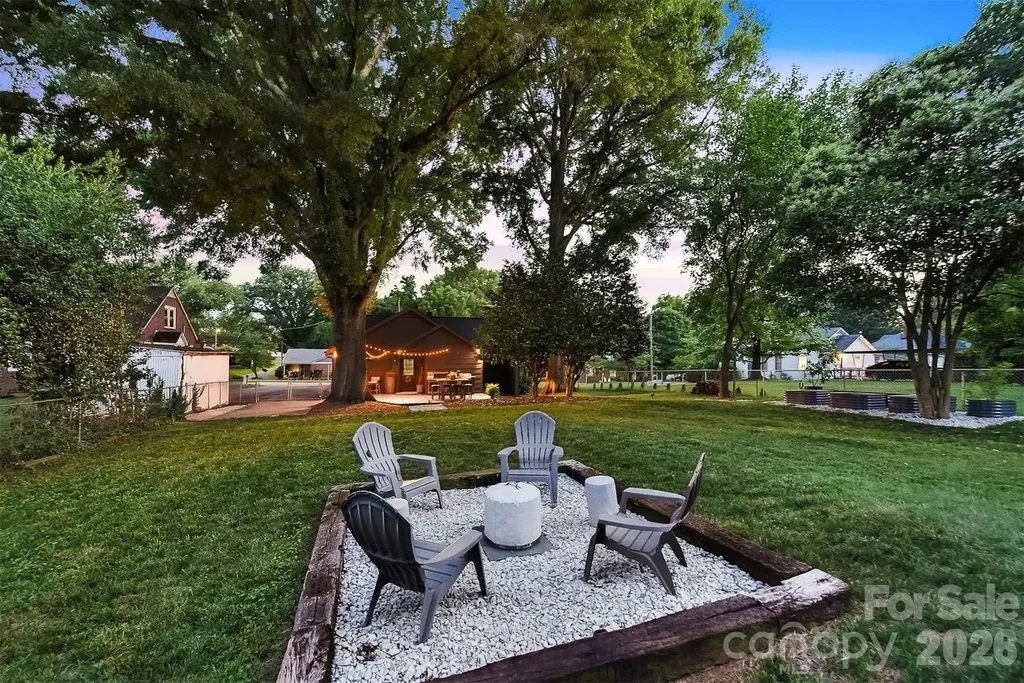 504 W 6th Street Newton NC 28658