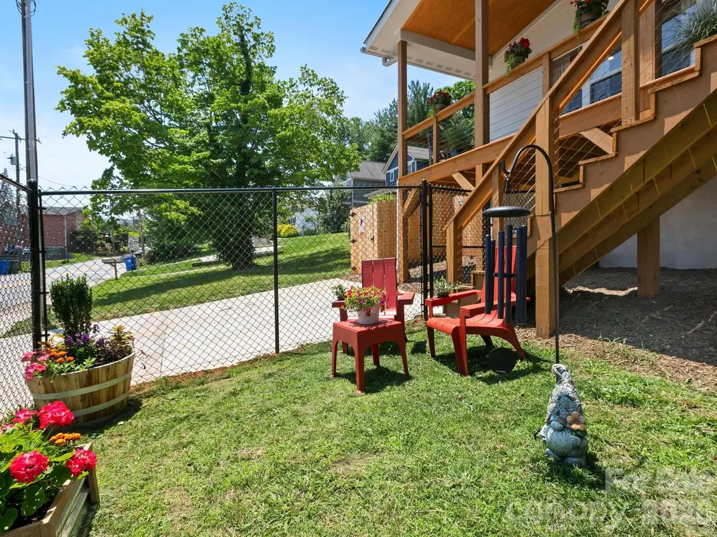 42 Cedar Street Asheville NC 28803