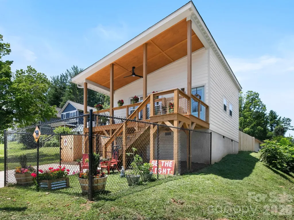 42 Cedar Street Asheville NC 28803