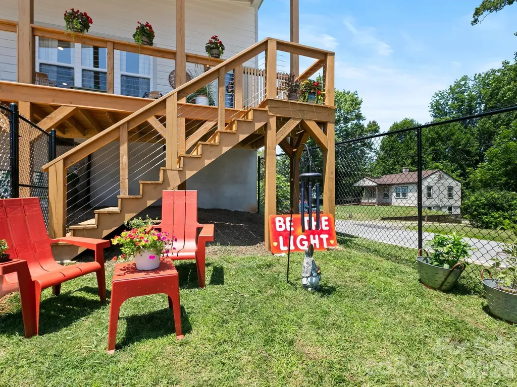 42 Cedar Street Asheville NC 28803