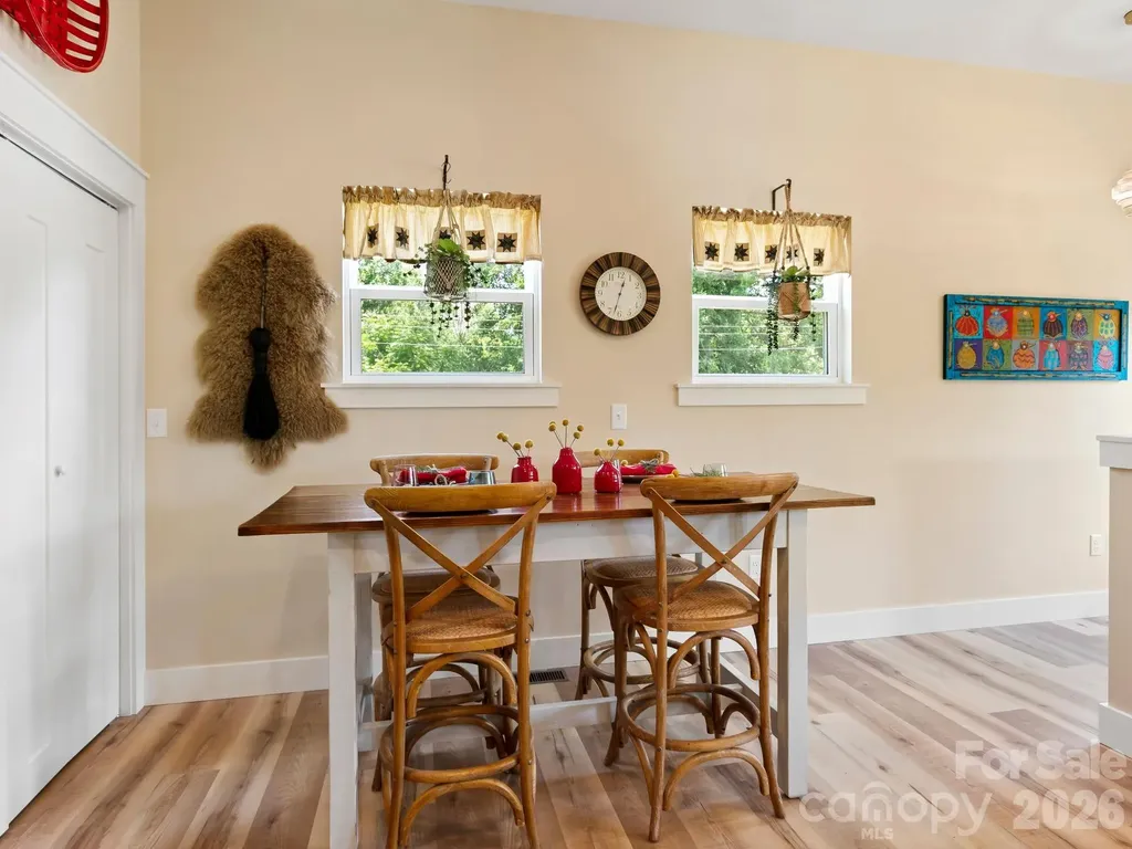 42 Cedar Street Asheville NC 28803