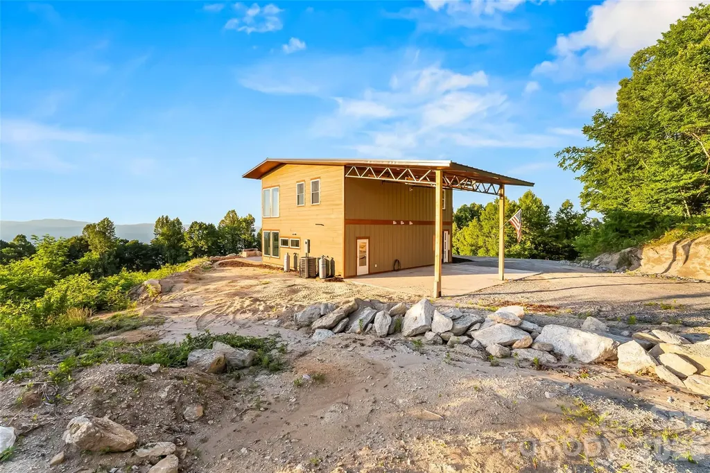 6718 Walkertop Mountain Heights Drive Morganton NC 28655