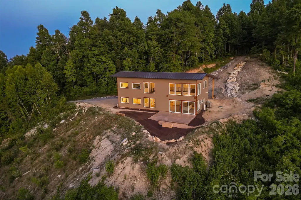 6718 Walkertop Mountain Heights Drive Morganton NC 28655