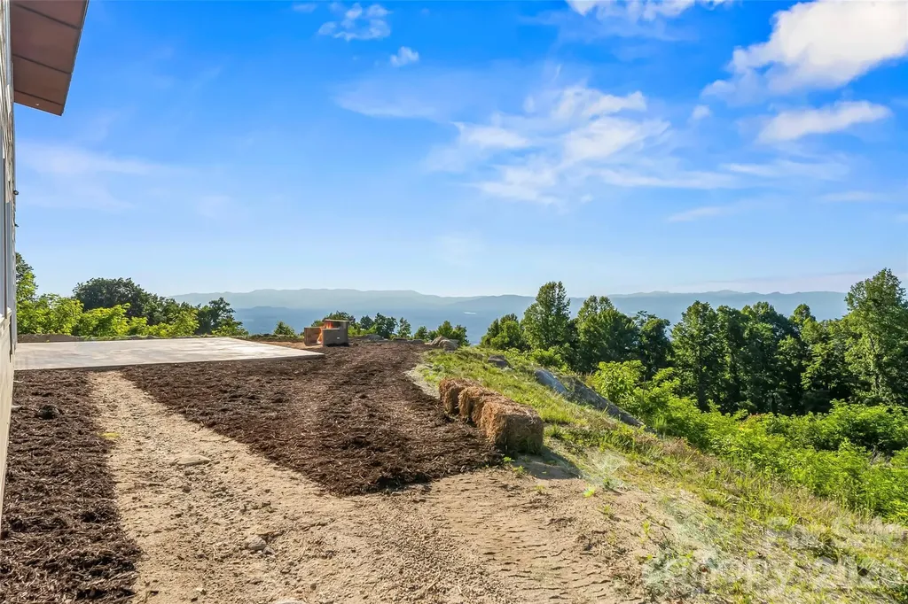 6718 Walkertop Mountain Heights Drive Morganton NC 28655