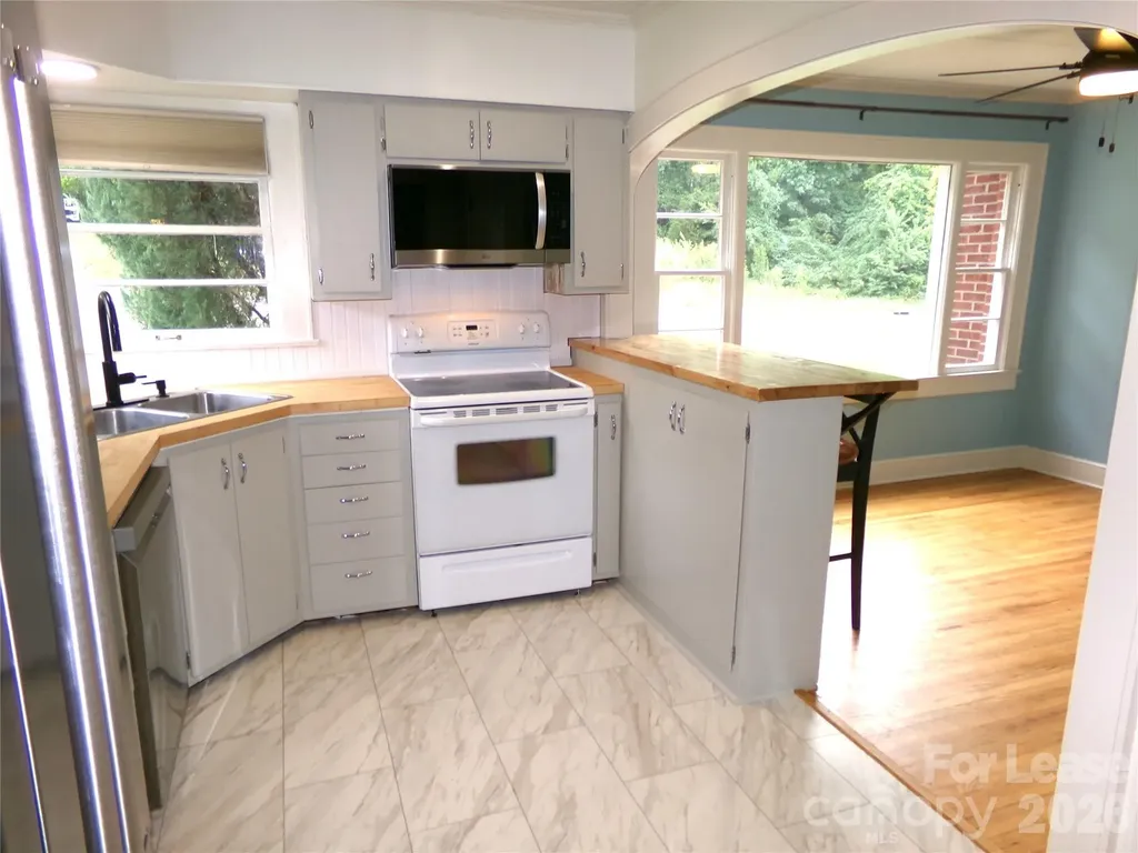 1631 Maple Avenue Albemarle NC 28001