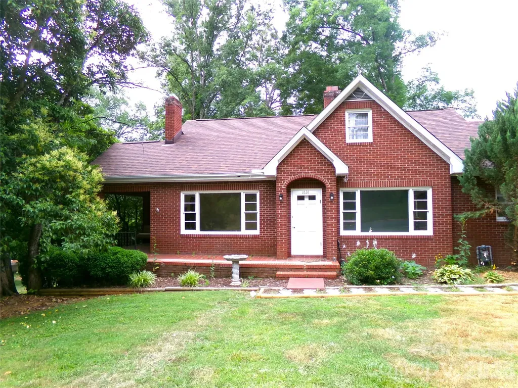 1631 Maple Avenue Albemarle NC 28001
