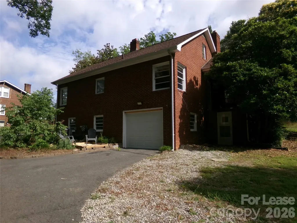 1631 Maple Avenue Albemarle NC 28001