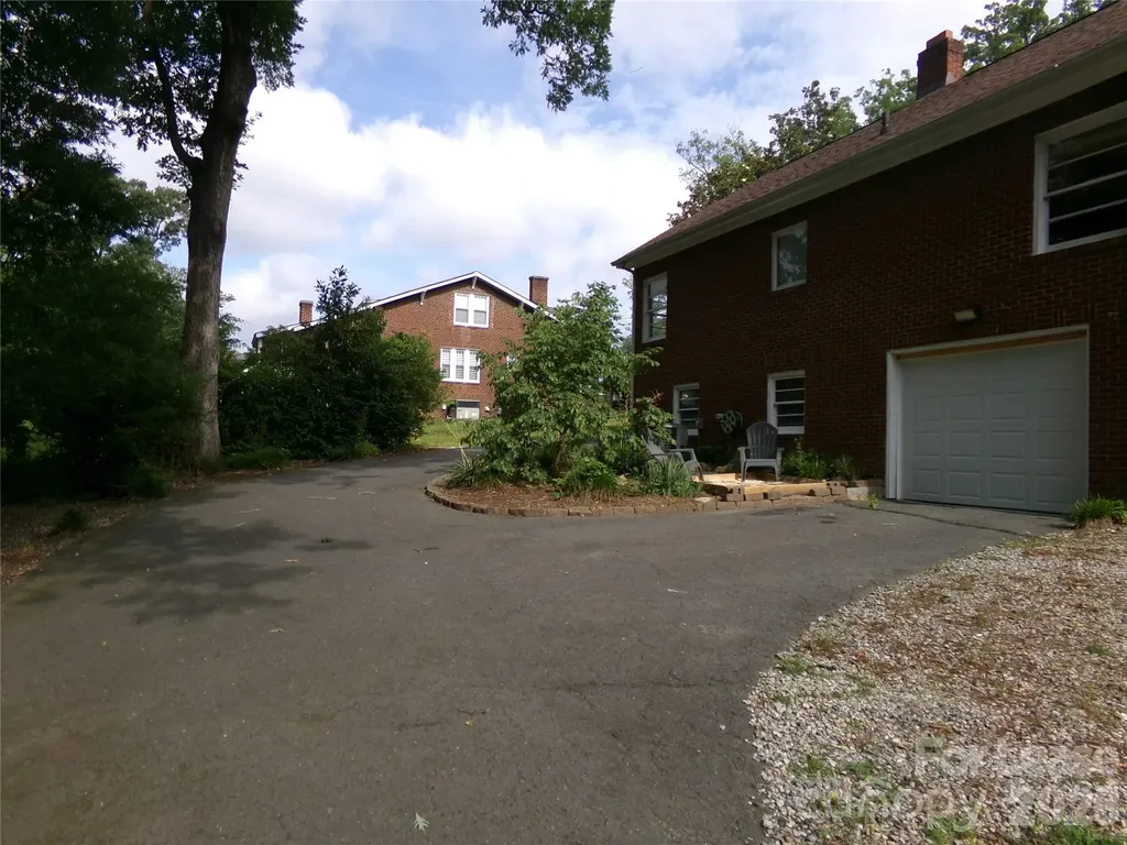 1631 Maple Avenue Albemarle NC 28001