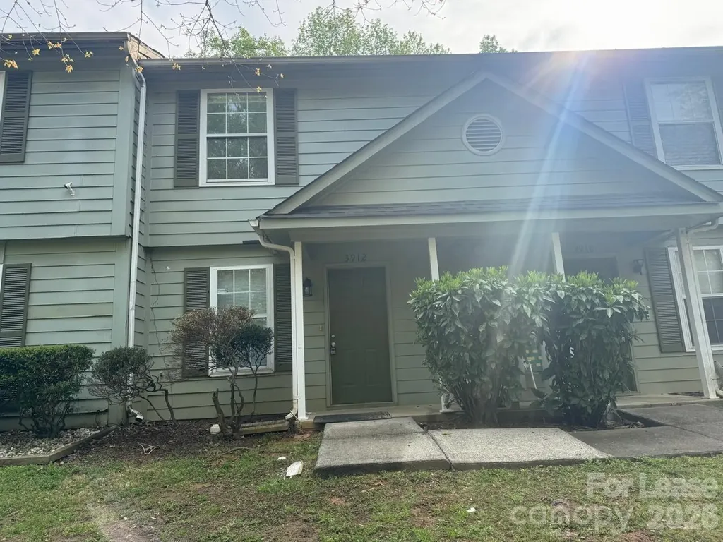 3912 Briarhill Drive Charlotte NC 28215