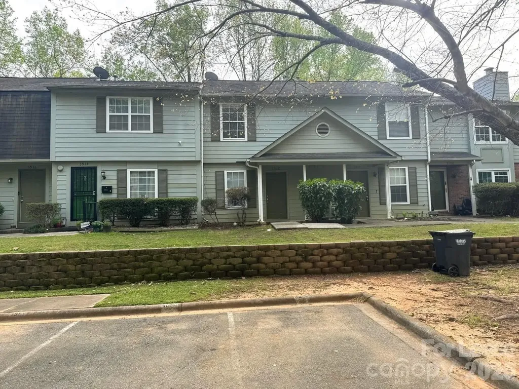 3912 Briarhill Drive Charlotte NC 28215