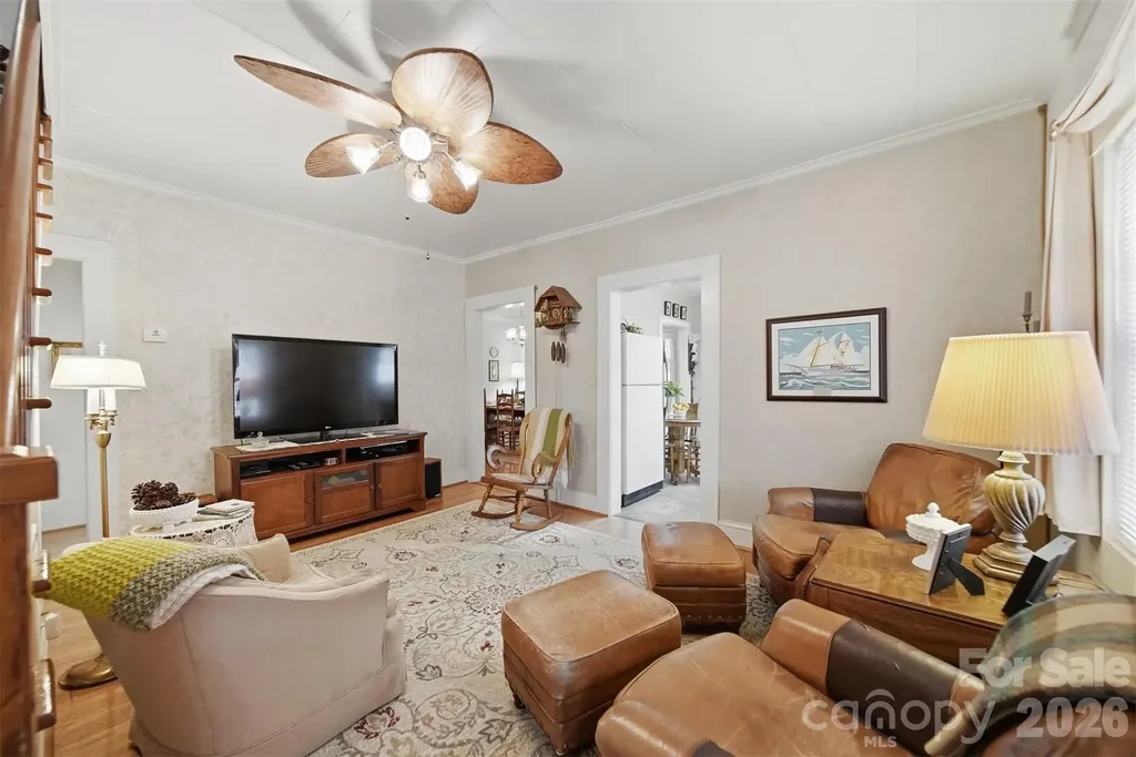 408 Garrou Avenue SE Valdese NC 28690