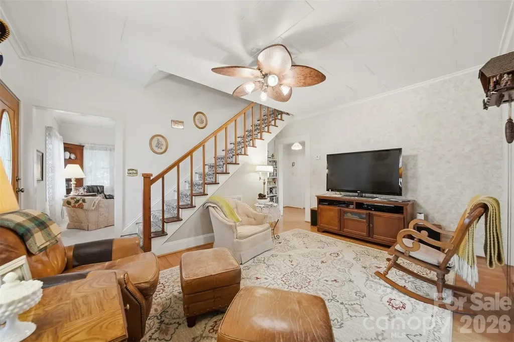408 Garrou Avenue SE Valdese NC 28690