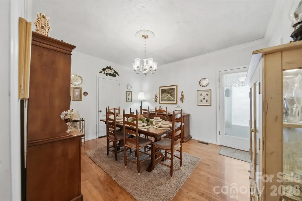 408 Garrou Avenue SE Valdese NC 28690