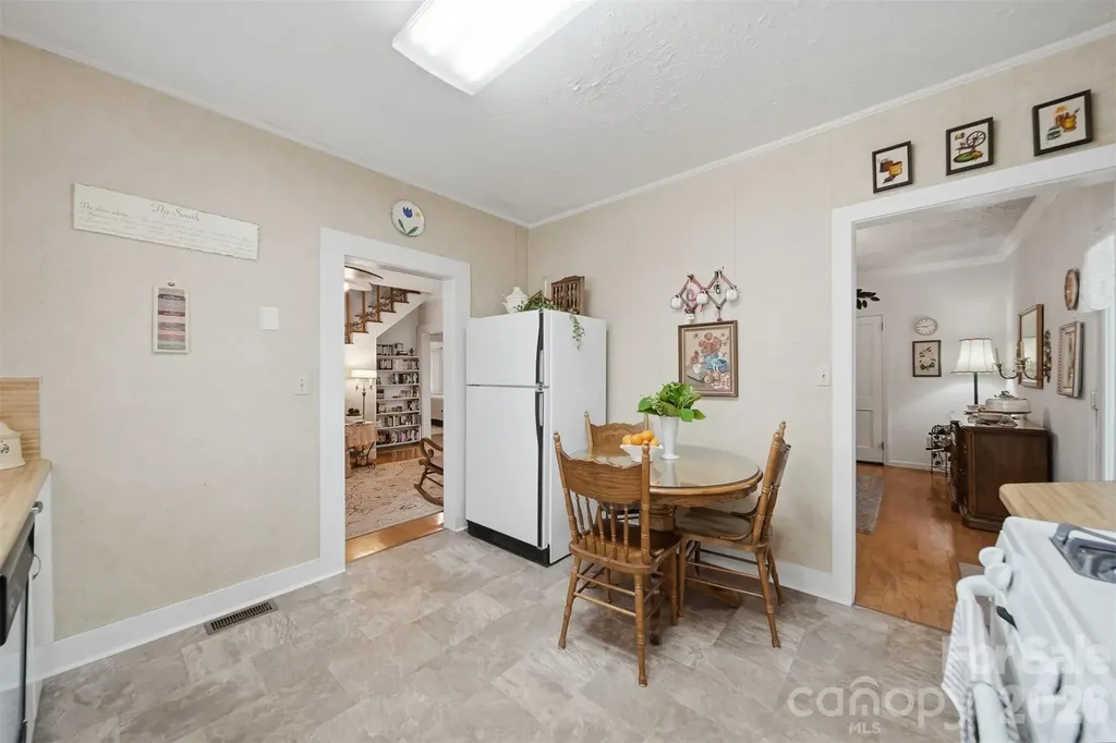 408 Garrou Avenue SE Valdese NC 28690