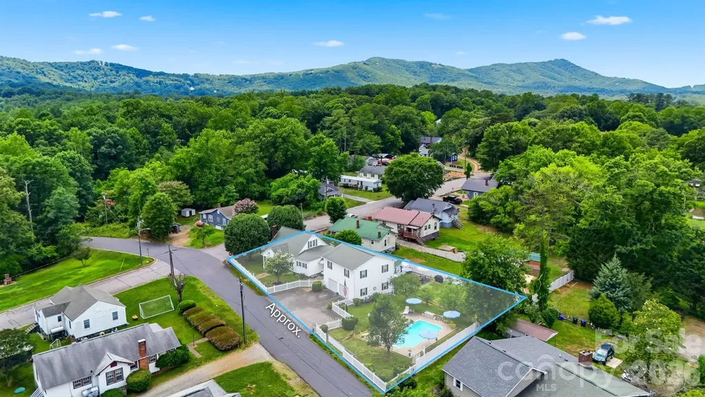 408 Garrou Avenue SE Valdese NC 28690