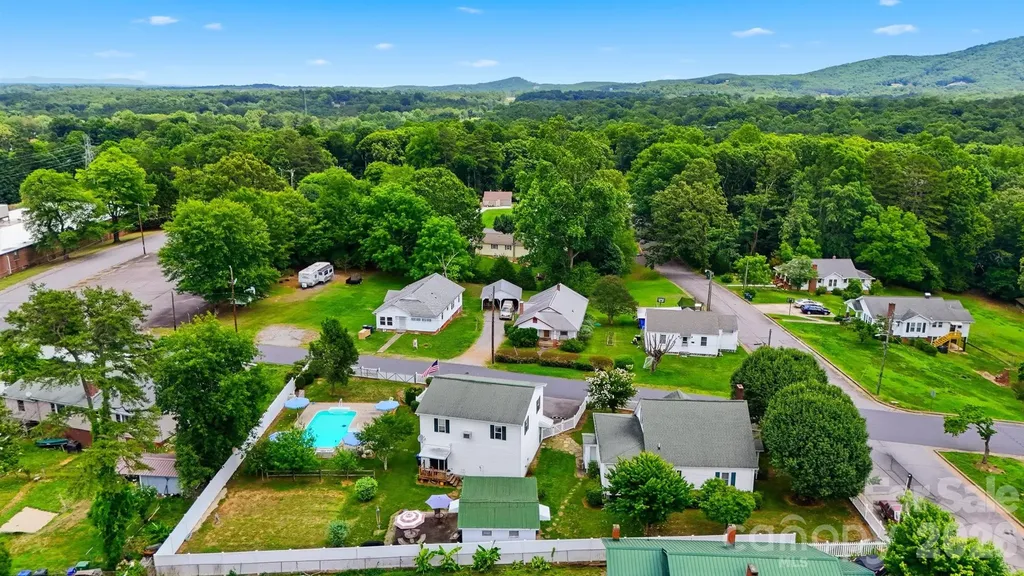 408 Garrou Avenue SE Valdese NC 28690