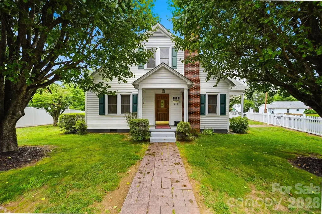 408 Garrou Avenue SE Valdese NC 28690