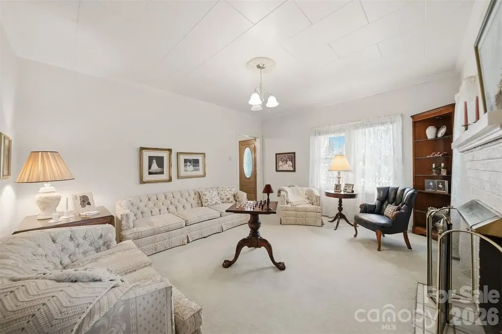 408 Garrou Avenue SE Valdese NC 28690