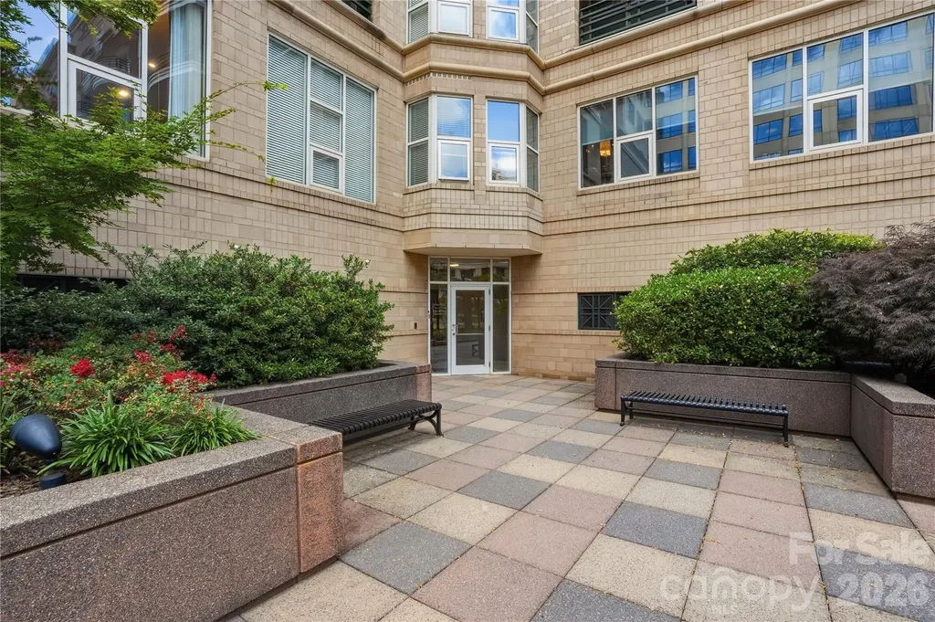 400 N Church Street Charlotte NC 28202