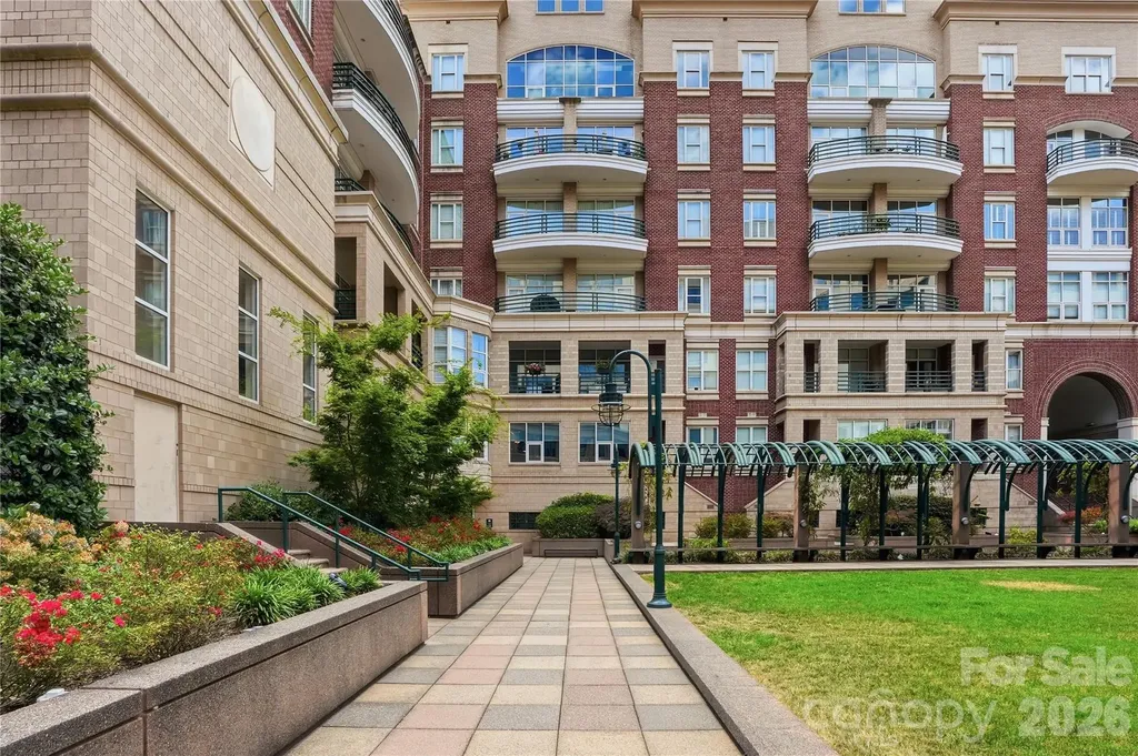 400 N Church Street Charlotte NC 28202