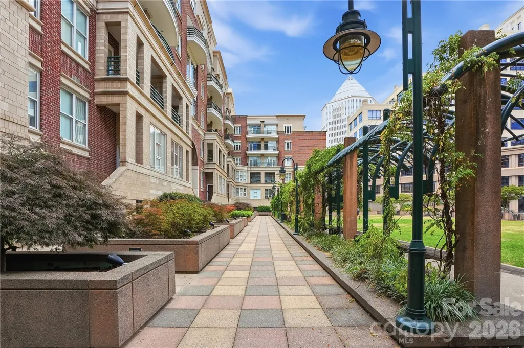 400 N Church Street Charlotte NC 28202
