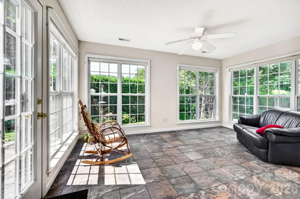35 Meadow Pathway Drive Fletcher NC 28732
