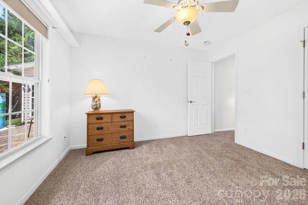 35 Meadow Pathway Drive Fletcher NC 28732