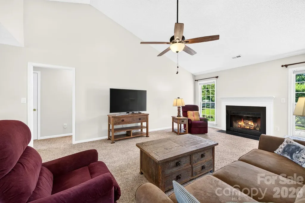 35 Meadow Pathway Drive Fletcher NC 28732