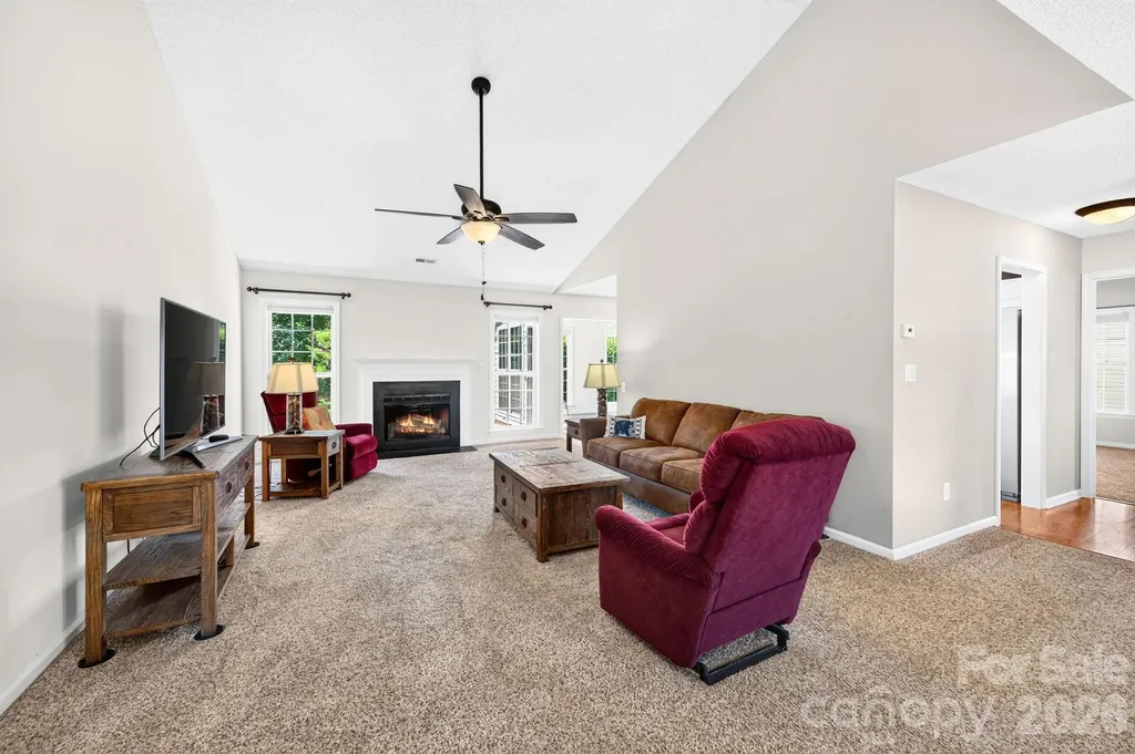 35 Meadow Pathway Drive Fletcher NC 28732