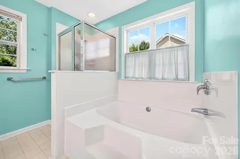 35 Meadow Pathway Drive Fletcher NC 28732
