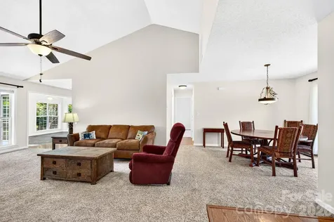 35 Meadow Pathway Drive Fletcher NC 28732