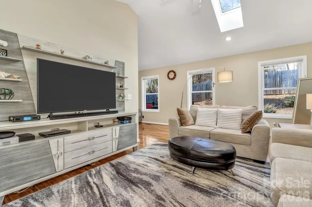 210 Allen Paul Drive Hendersonville NC 28791