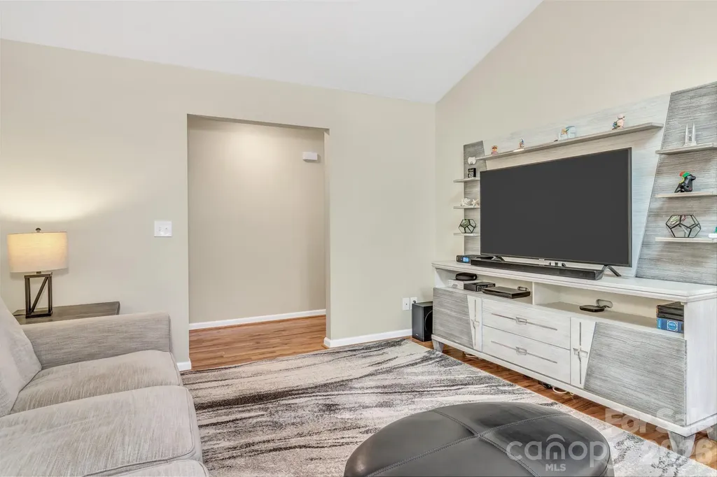 210 Allen Paul Drive Hendersonville NC 28791