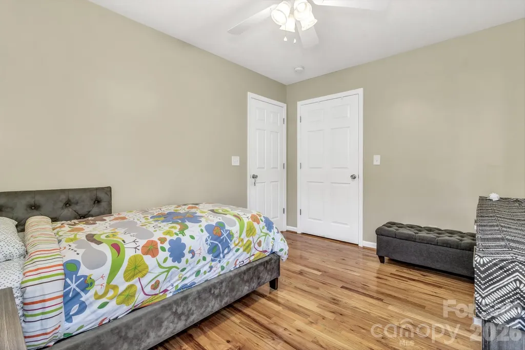210 Allen Paul Drive Hendersonville NC 28791