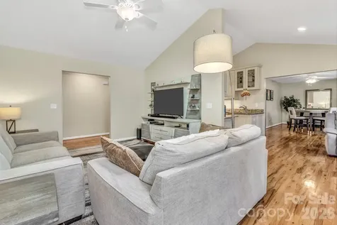 210 Allen Paul Drive Hendersonville NC 28791