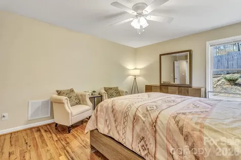 210 Allen Paul Drive Hendersonville NC 28791