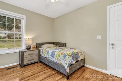 210 Allen Paul Drive Hendersonville NC 28791