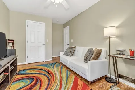 210 Allen Paul Drive Hendersonville NC 28791