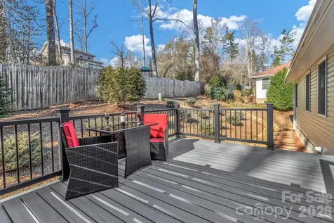 210 Allen Paul Drive Hendersonville NC 28791
