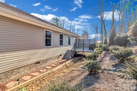 210 Allen Paul Drive Hendersonville NC 28791