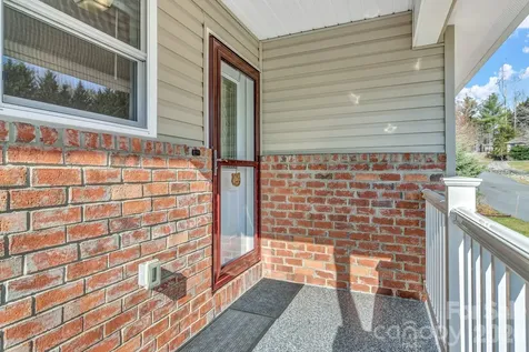 210 Allen Paul Drive Hendersonville NC 28791