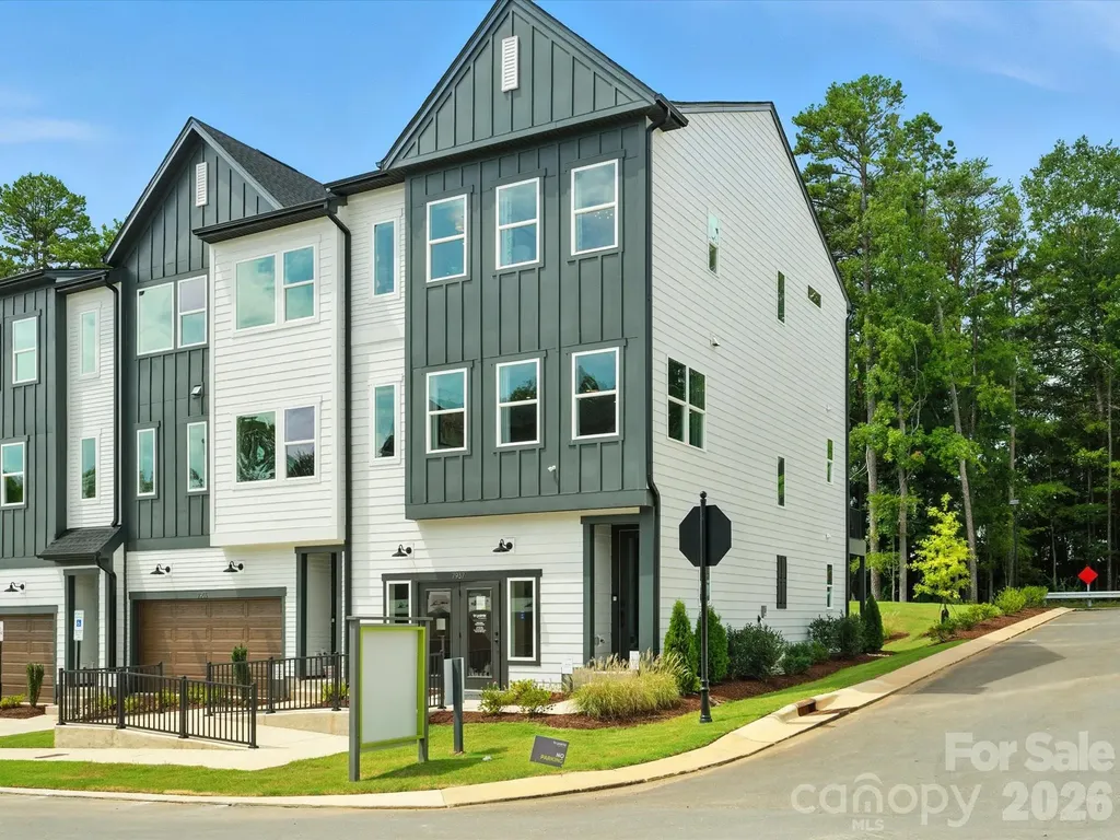 7937 Cedarsmith Court Charlotte NC 28217