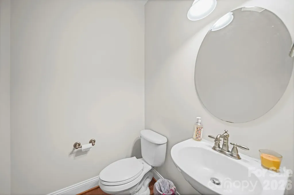 3464 County Down Avenue Kannapolis NC 28081