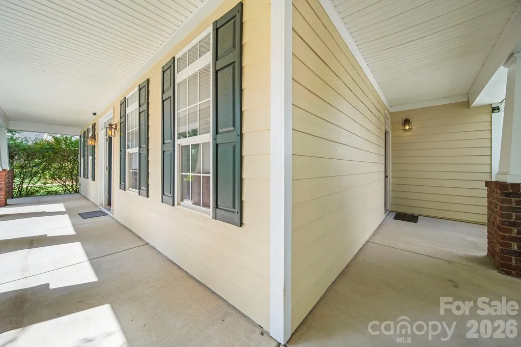 3464 County Down Avenue Kannapolis NC 28081