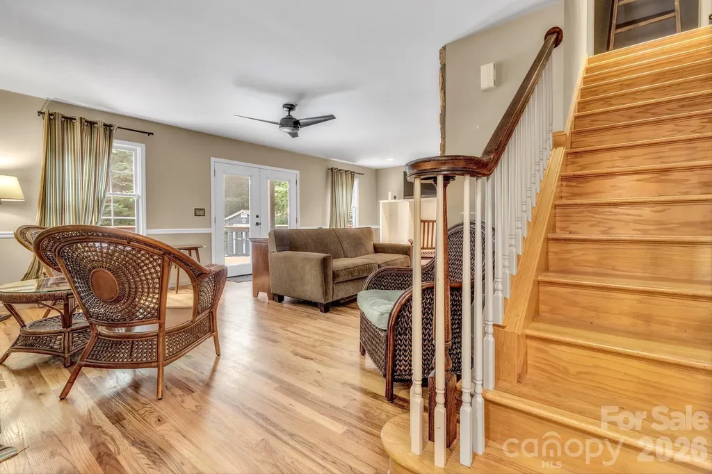 237 Woodys Drive Hendersonville NC 28792