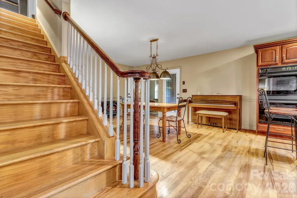 237 Woodys Drive Hendersonville NC 28792