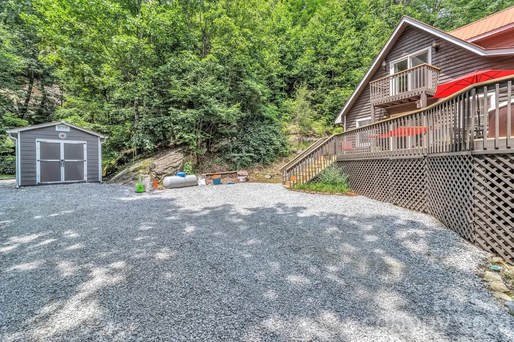 237 Woodys Drive Hendersonville NC 28792