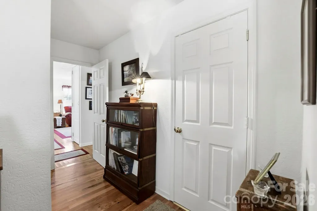 658 Enka Lake Road Candler NC 28715
